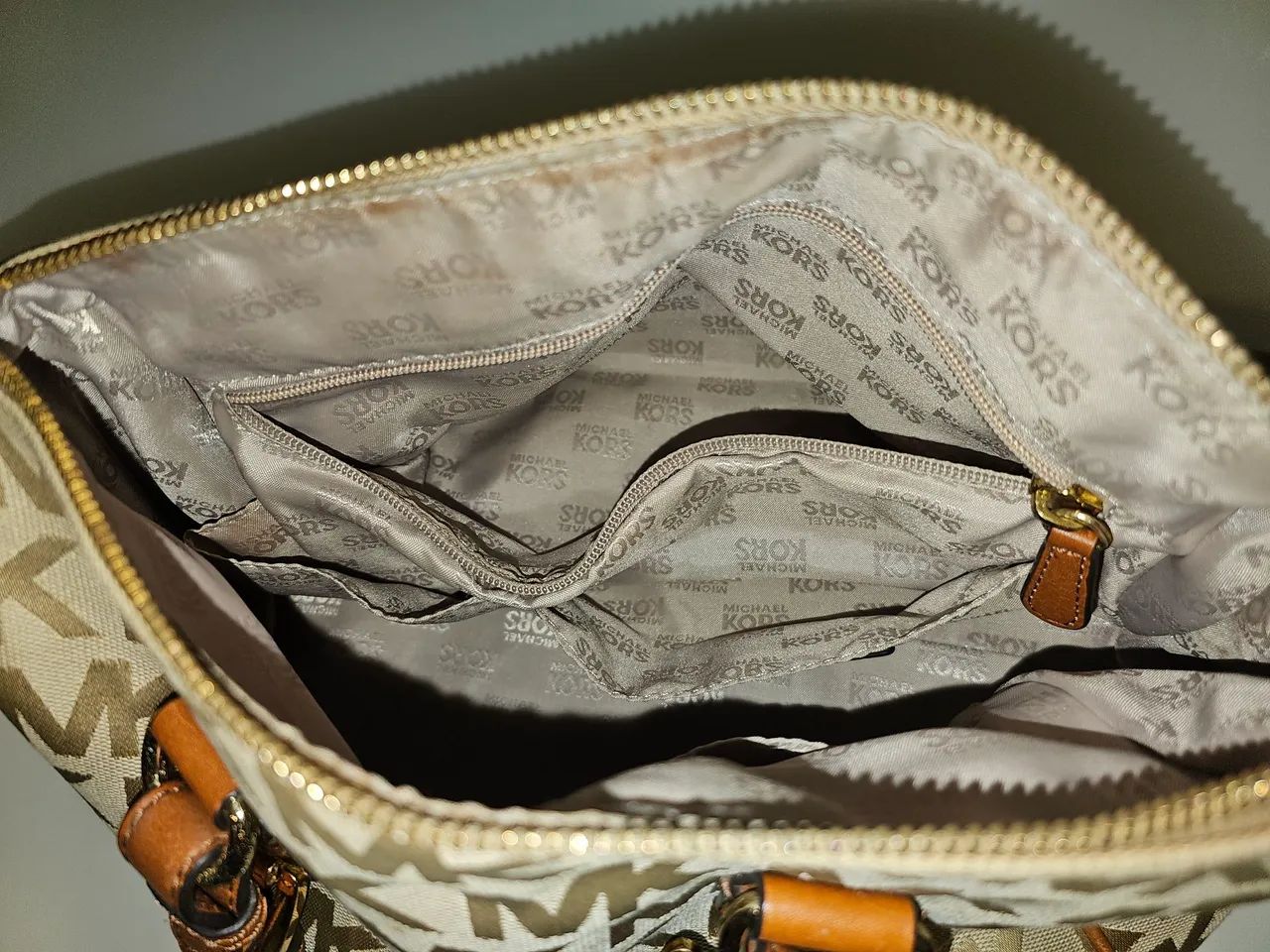 Bolsa michael kors em excelente estado. Original - Foto 3