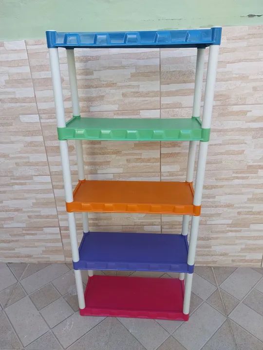 Estante Colorida com 5 prateleiras