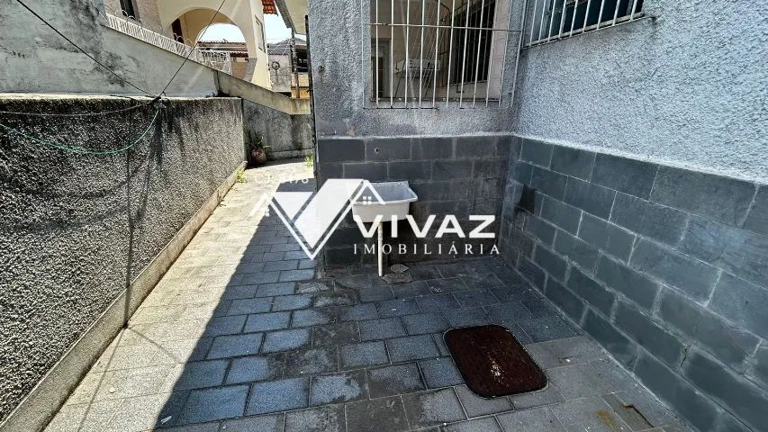 Excelente Casa Frente de Rua com 5 Quartos Quintal Varanda em Quintino - Foto 4
