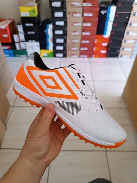 Chuteira society 38 ao 43.