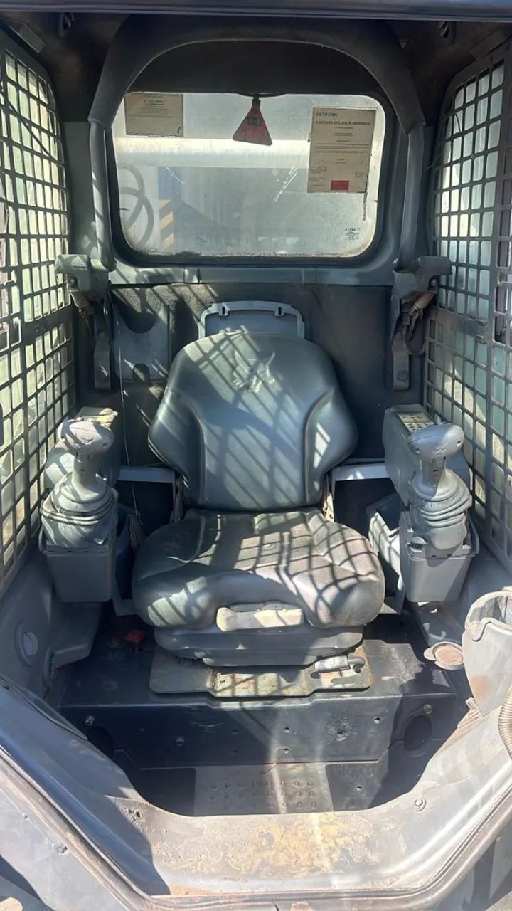 Minicarregadeira S570 - BOBCAT - 2018 - Foto 5