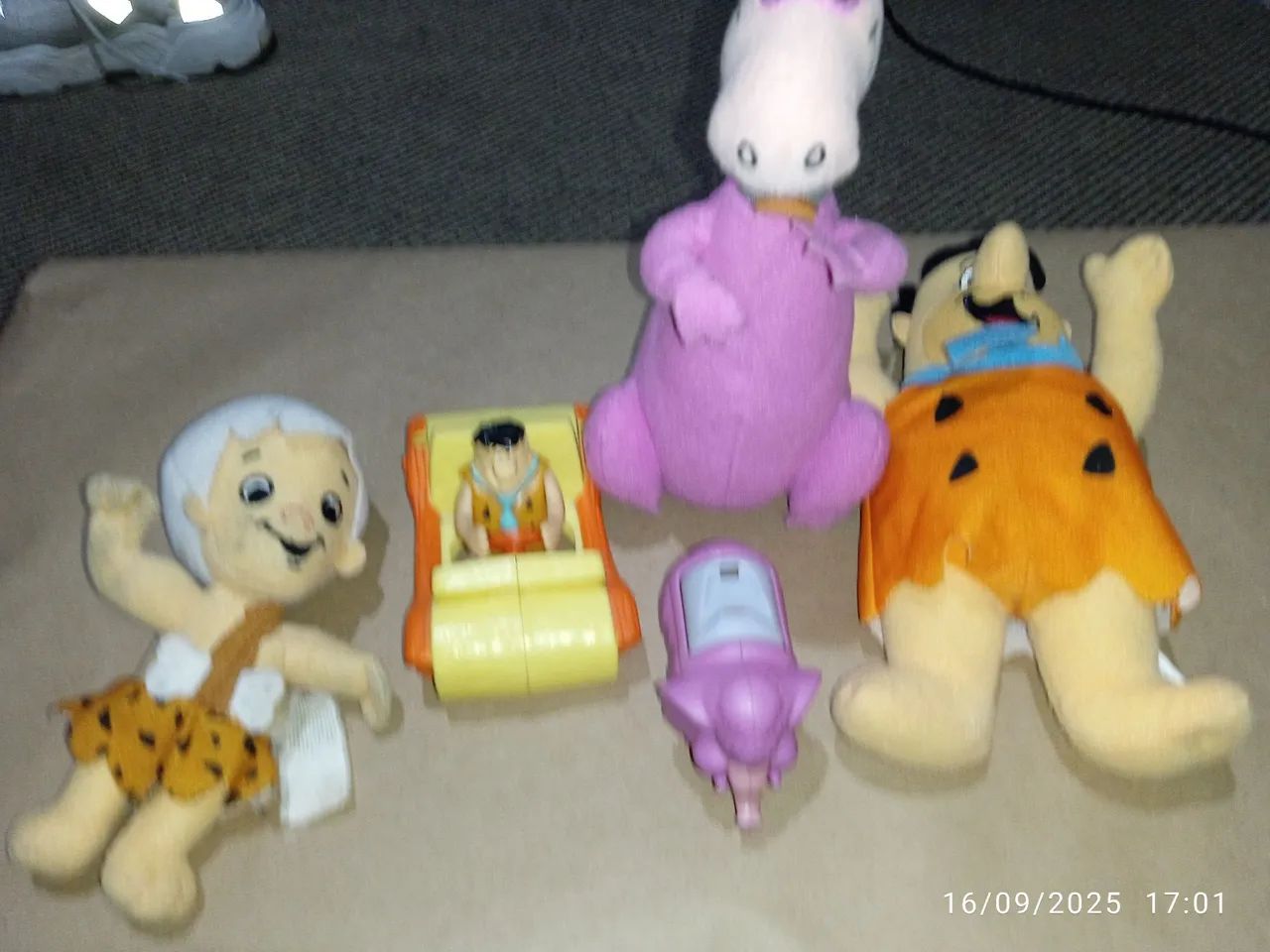 Coleção de brinquedos Flintstones do McDonald's. Kit com 5 peças  - Foto 3