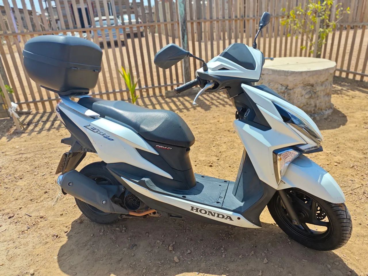 Honda Elite 125 - 2019 + Capacete + Baú + Capa - Foto 2