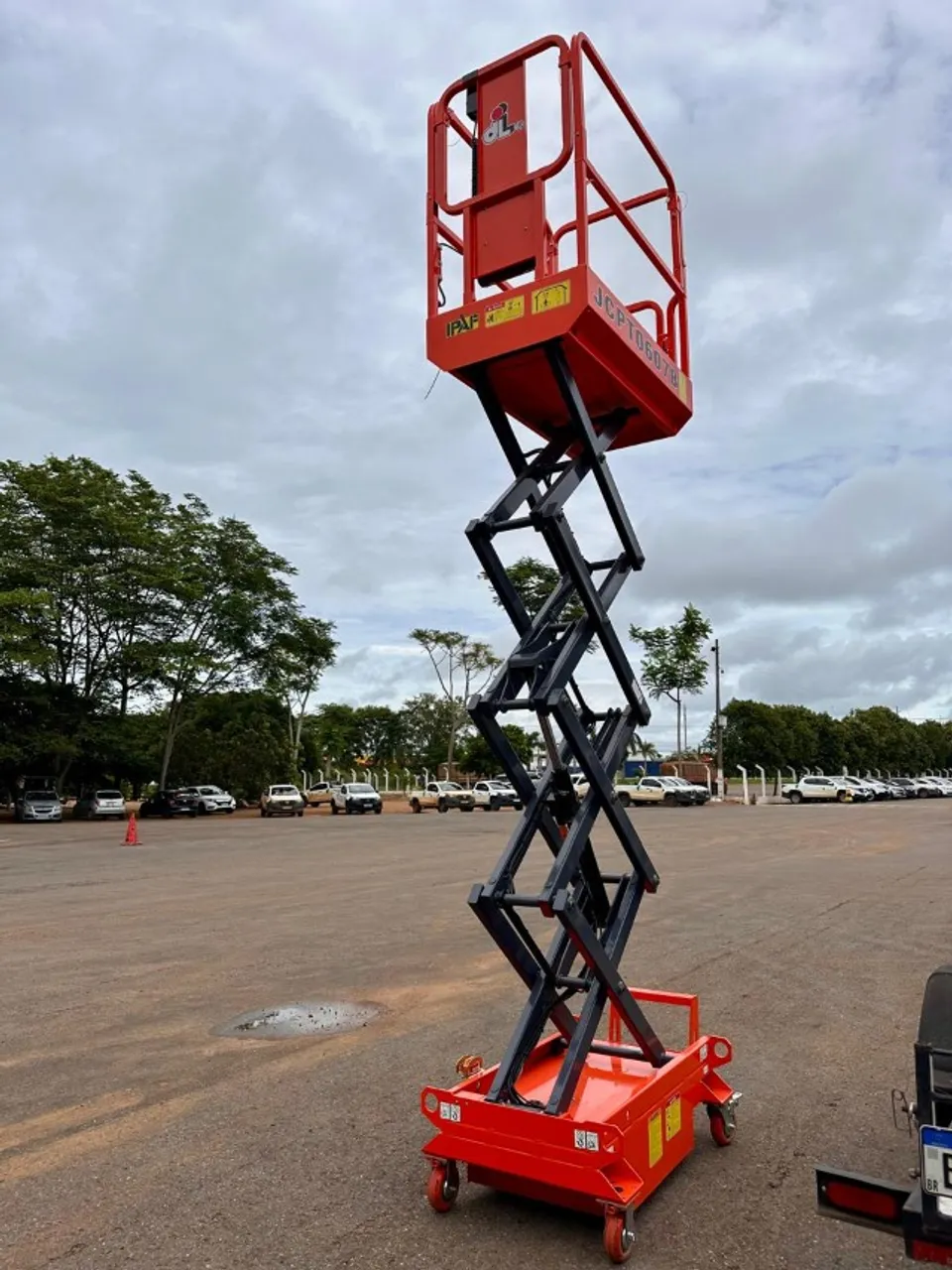 Plataforma Elevatória elétrica 