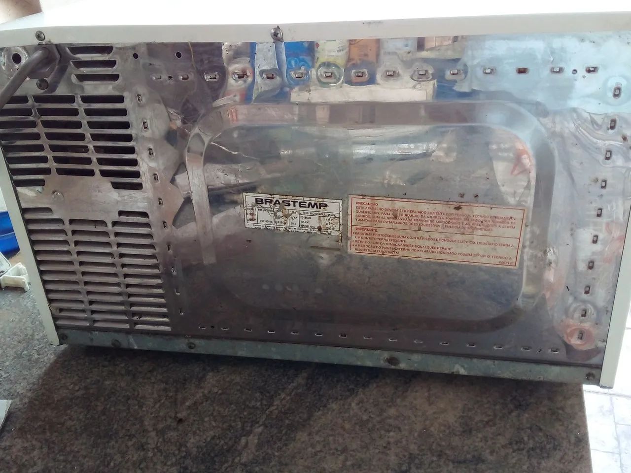 Micro-ondas Brastemp Crisp inox grill 27lt usado 127v - Foto 6
