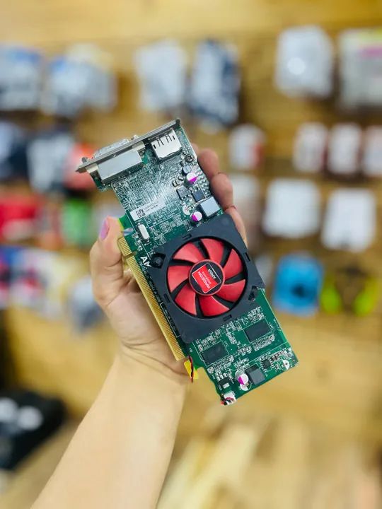 Placa de Vídeo AMD Radeon HD 7470 1GB DDR3 - Foto 3