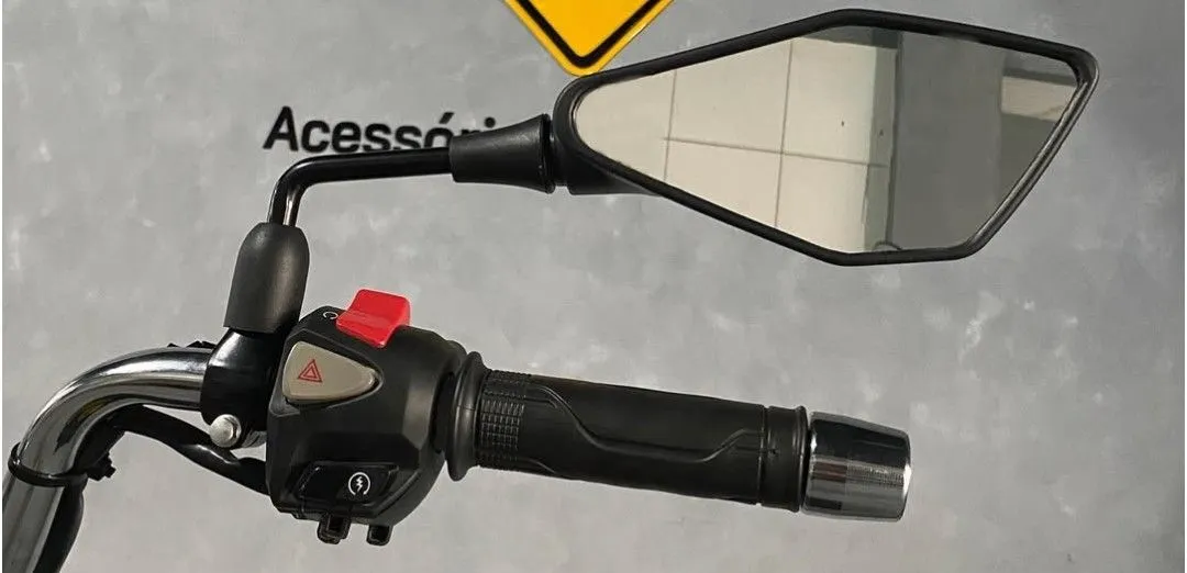 Retrovisor mais pesinho