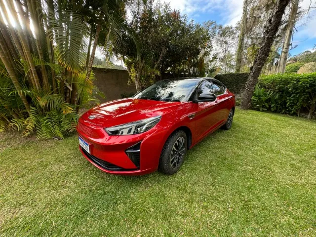 ? JAC J7 Elétrico 2023 - Teto Solar, Bancos de Couro, 16.500km - Impecável!