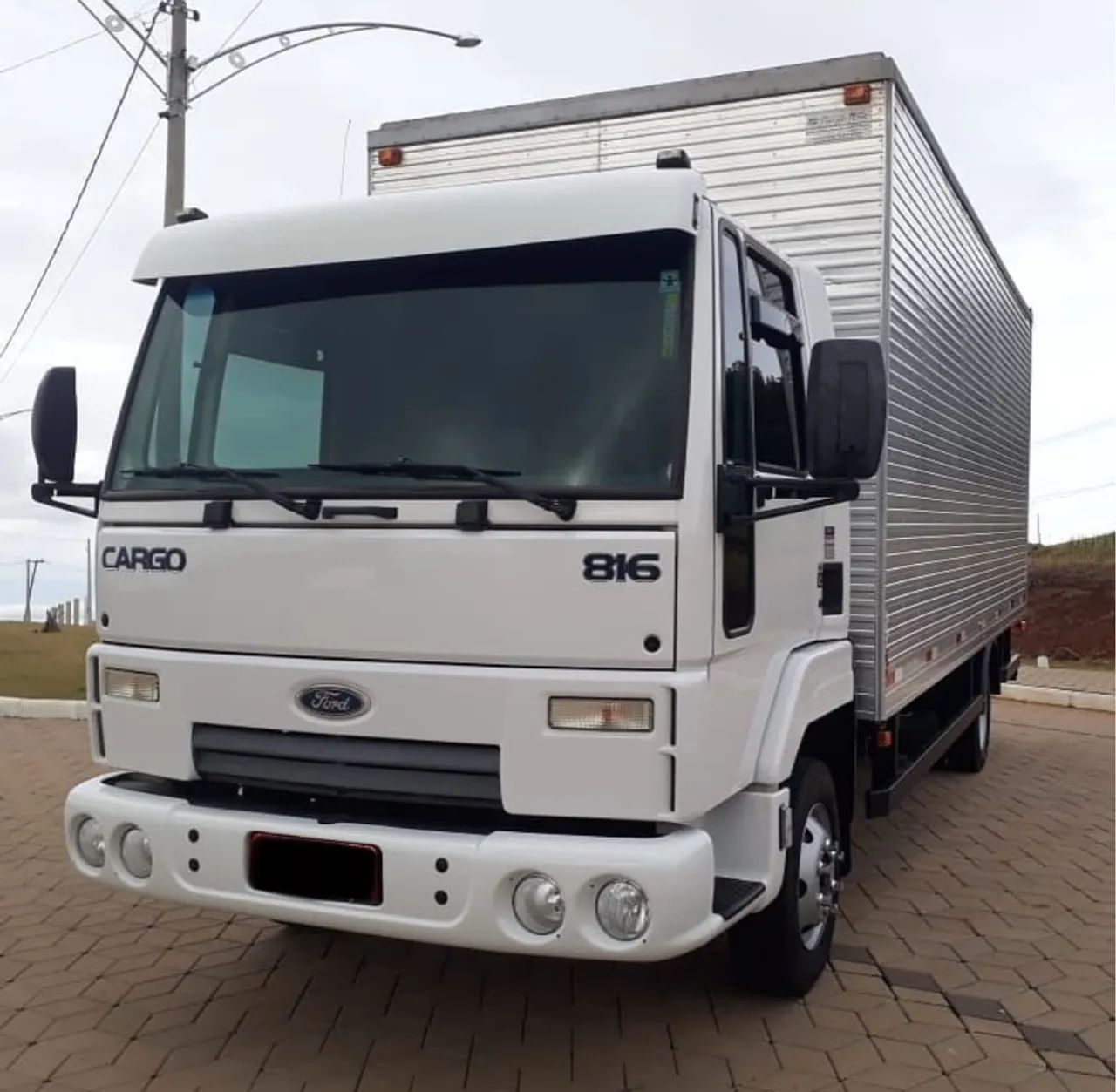 Ford Cargo 816  Baú  