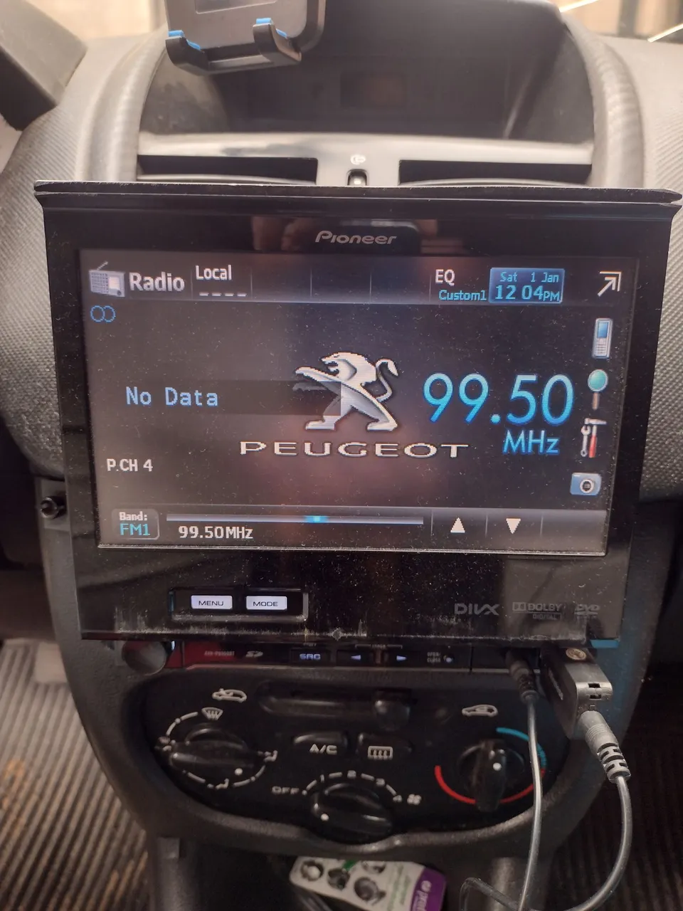 Som Automotivo Pioneer com tela