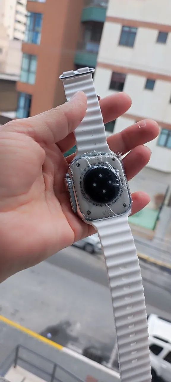 Smartwatch ultra t10 branco pulseira extra preta lisa  - Foto 3
