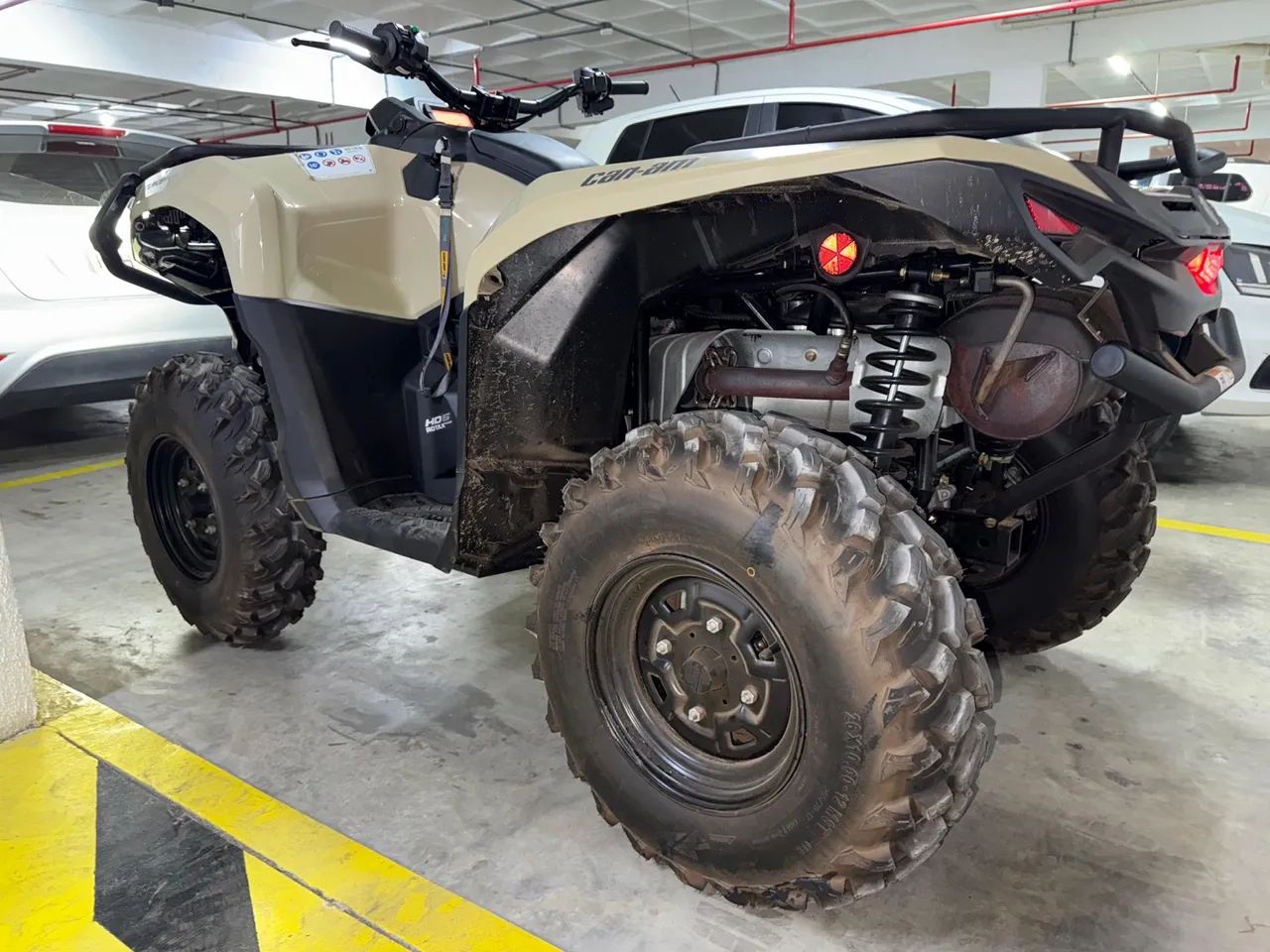 QUADRICICLO CAN AM PRO OUTLANDER 2026 - Foto 5