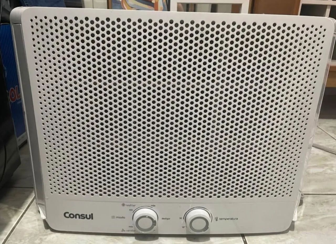 Ar condicionado 12K  De Parede usado Gelando muito 