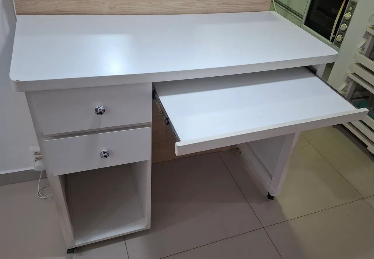 ESCRIVANINHA USADA. ÓTIMO ESTADO. - Foto 3