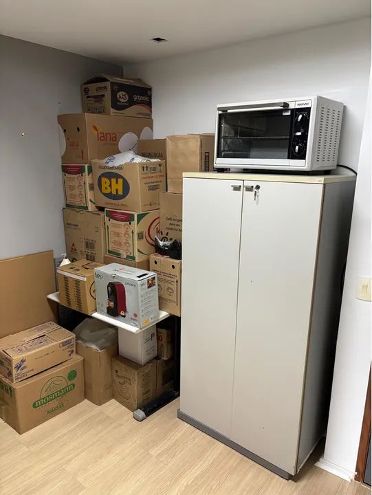 VENDO MÓVEIS , EPI?S e CONEXÕES PVC  - Foto 3