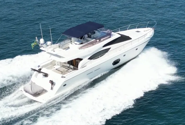 Ferretti 60 ano 2008 2 man 800