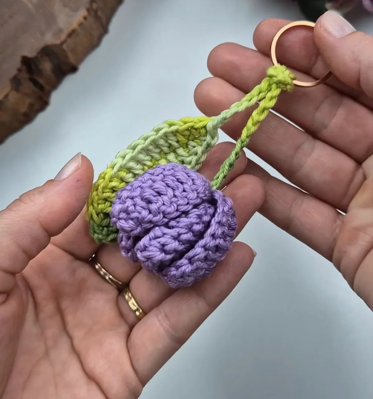 Chaveirinho flor de crochê  - Foto 4
