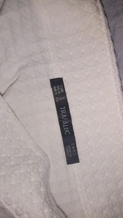 Vestido de renda branco Zara infantil - Foto 3