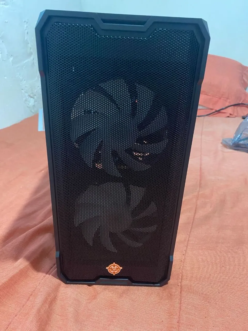 Gabinete Gamer IGT - Design Moderno e Eficiente com fonte da forma q esta na foto