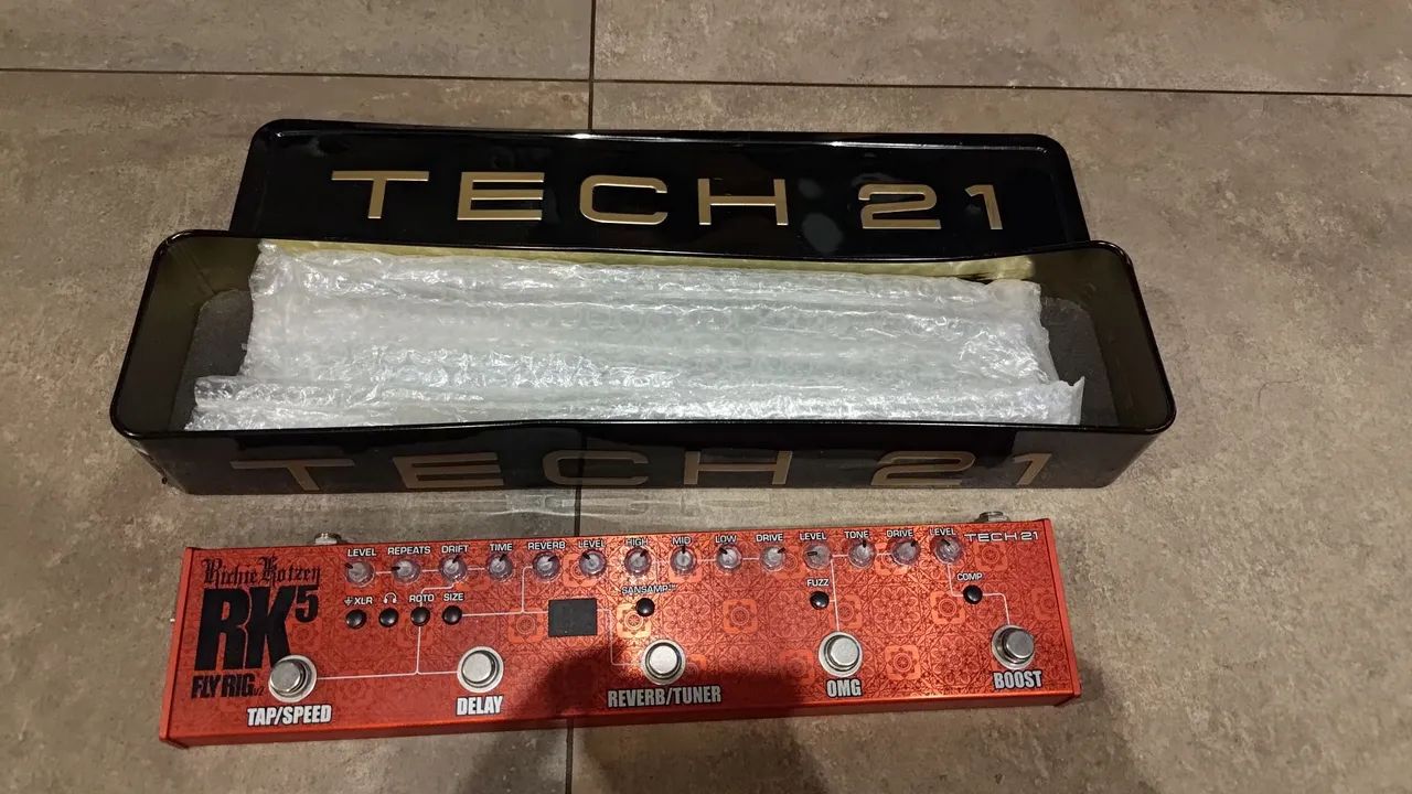 Pedal de Guitarra Richie Kotzen RK5 Fly Rig Tech 21