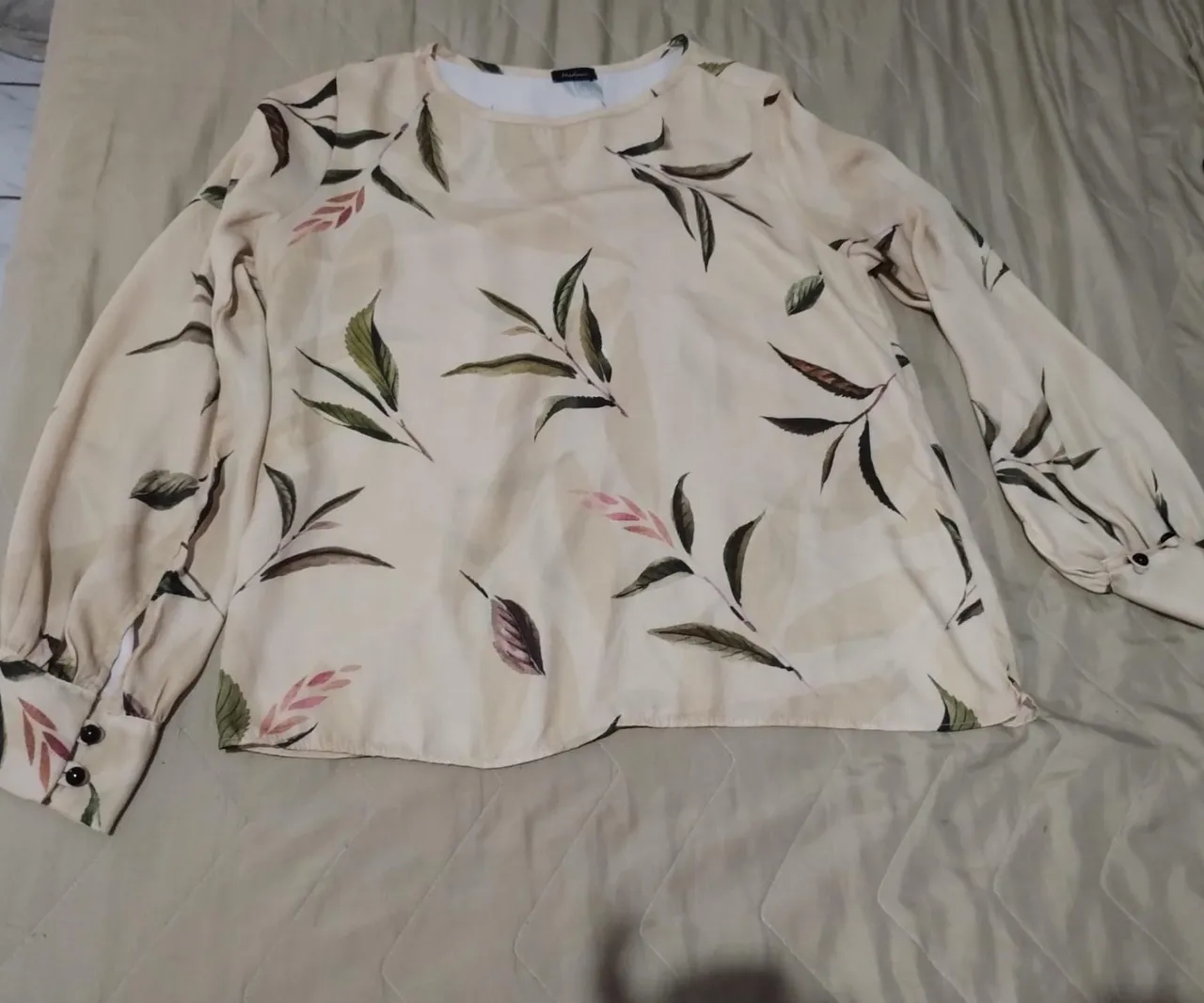 Blusas femininas com manga