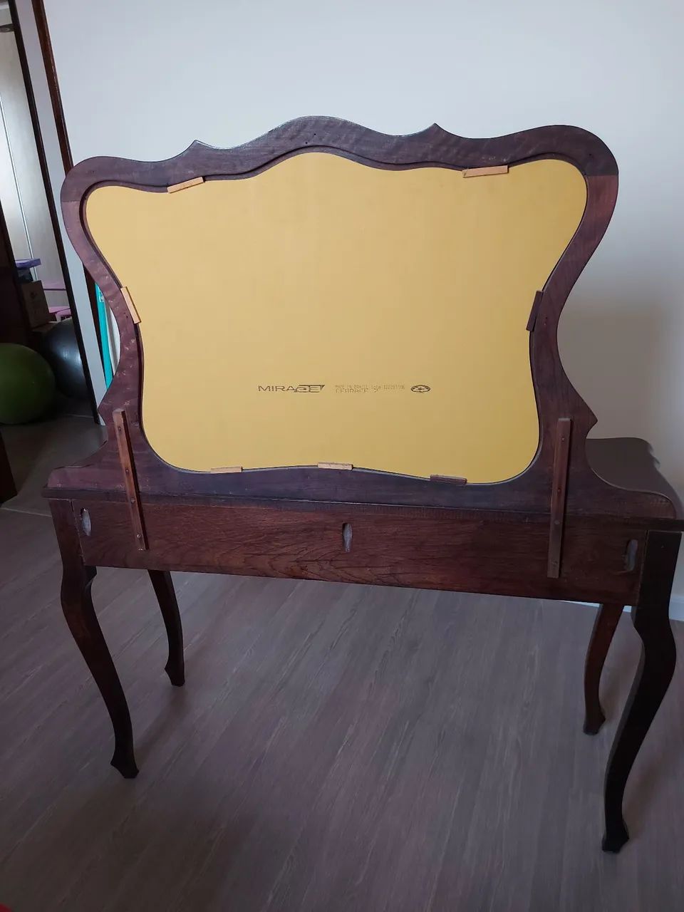 Penteadeira de madeira maciça embuia.63824085785345121