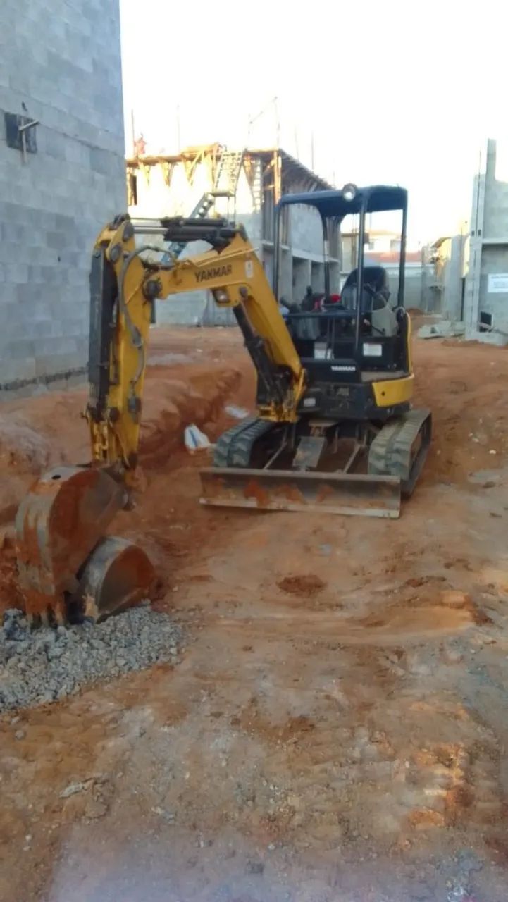 Miniexcavatora Yanmar Vio 27 - Usada - Foto 3