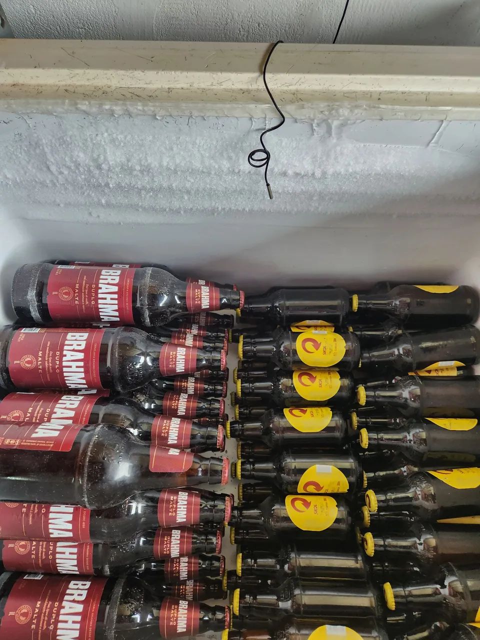 Freezer horizontal 210 litros. Funcionando muito bem. - Foto 3