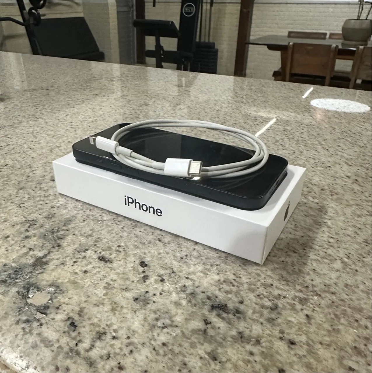 iPhone 13 - 128gb