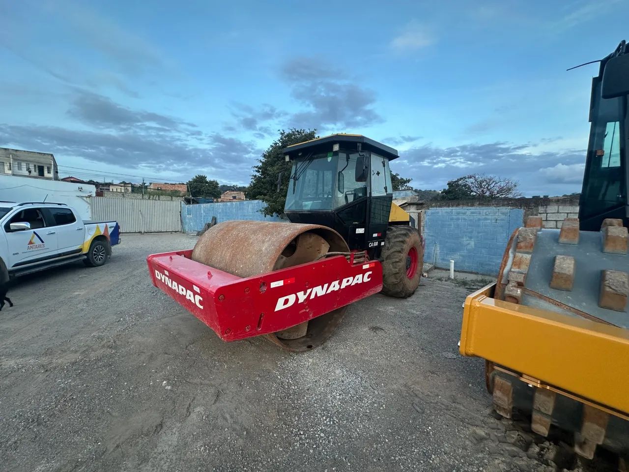 Rolo Compactador Dynapac CA600 2014 