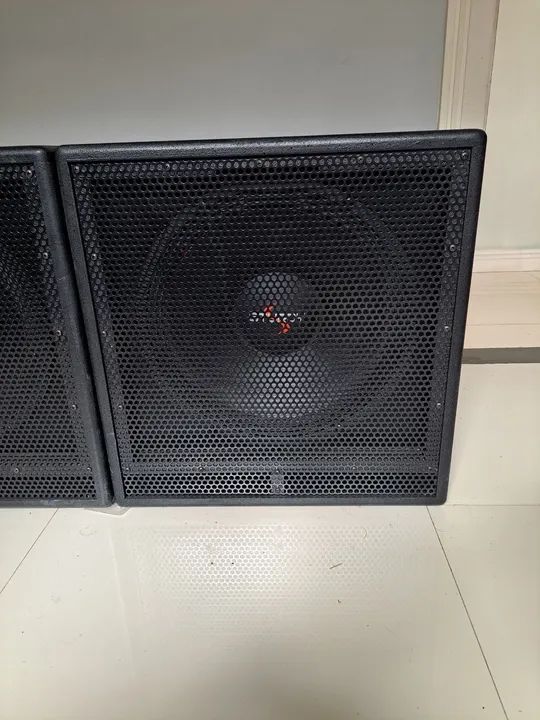 Dois sub grave de 15 polegadas 1100w  - Foto 5