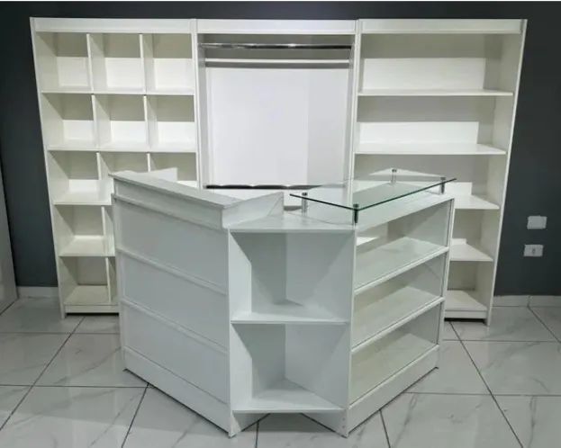 KIT COMPLETO - BALCÃO + ESTANTES EXPOSITORAS