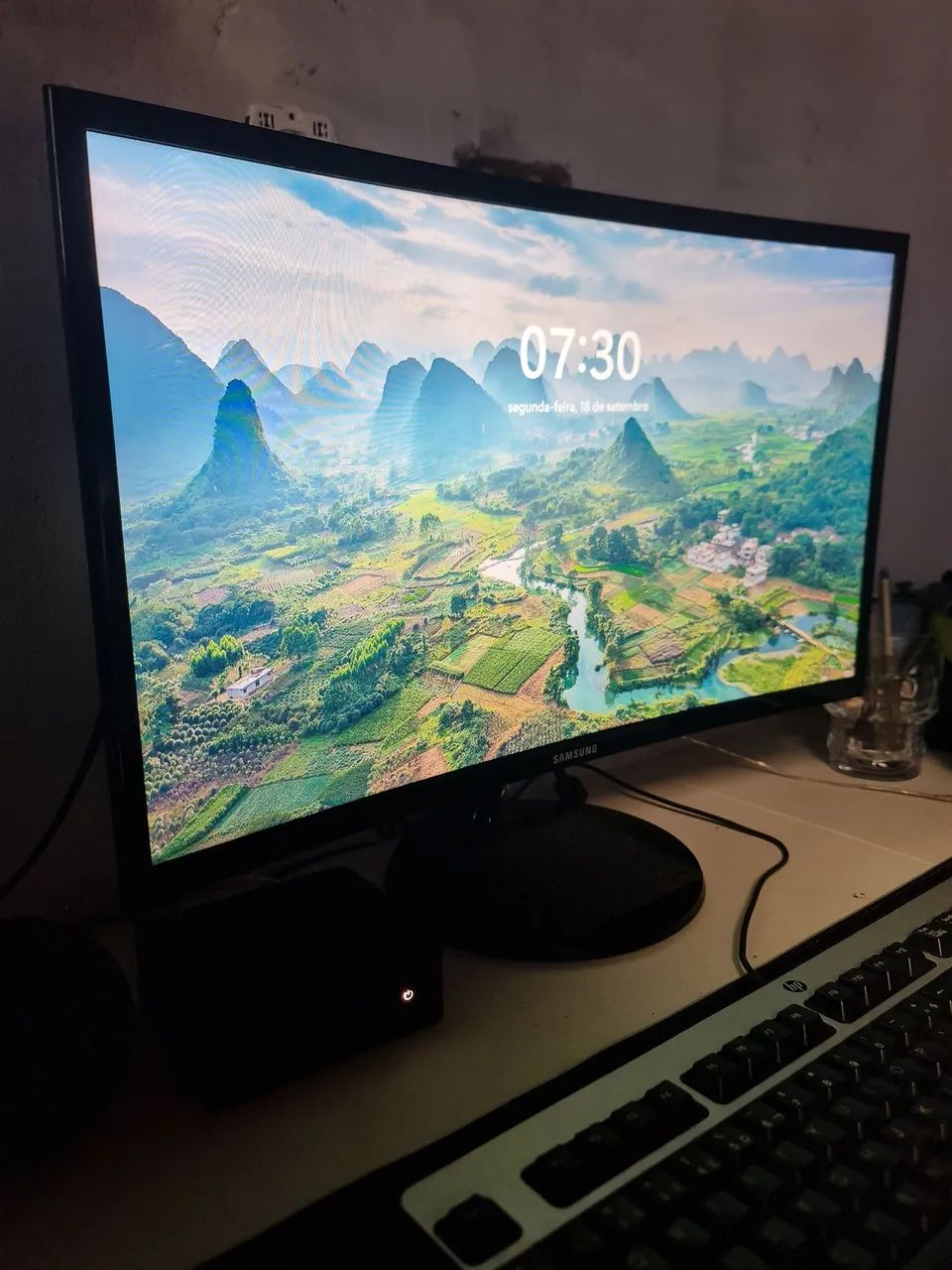 Monitor Gamer Asus Curvo - Foto 3