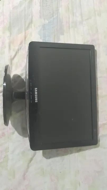 Monitor Samsung + Cabo Força e VGA  - Foto 3