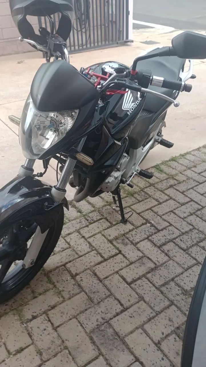 CB 300 - Foto 2