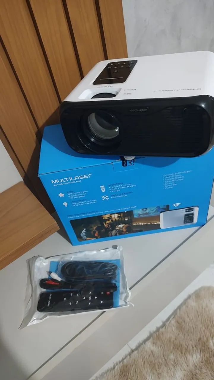 Projetor Multilaser - 2200 Lumens - Novo usado 2 vezes 