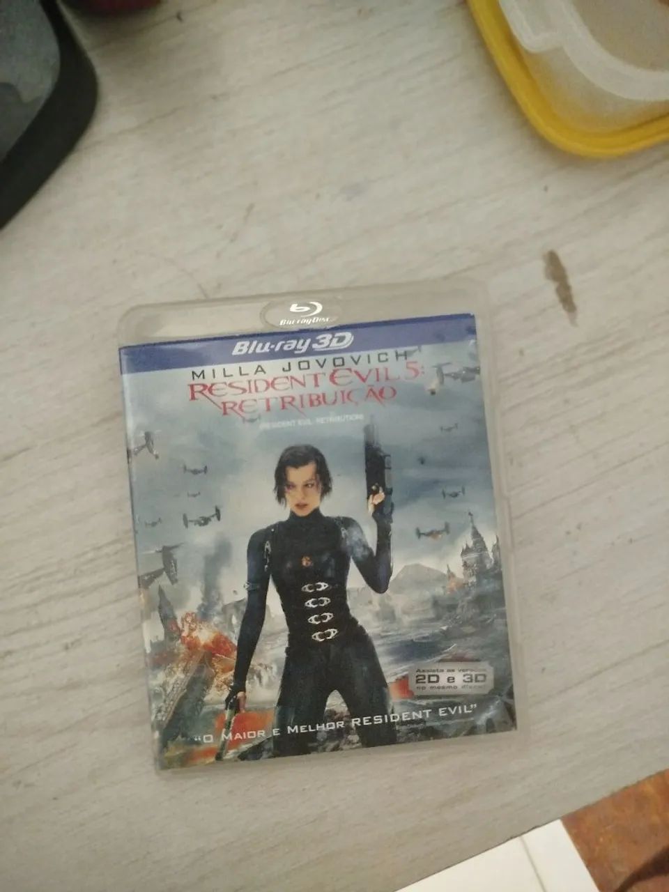 Blu-ray 3D e 2D Resident Evil 4: Recomeço