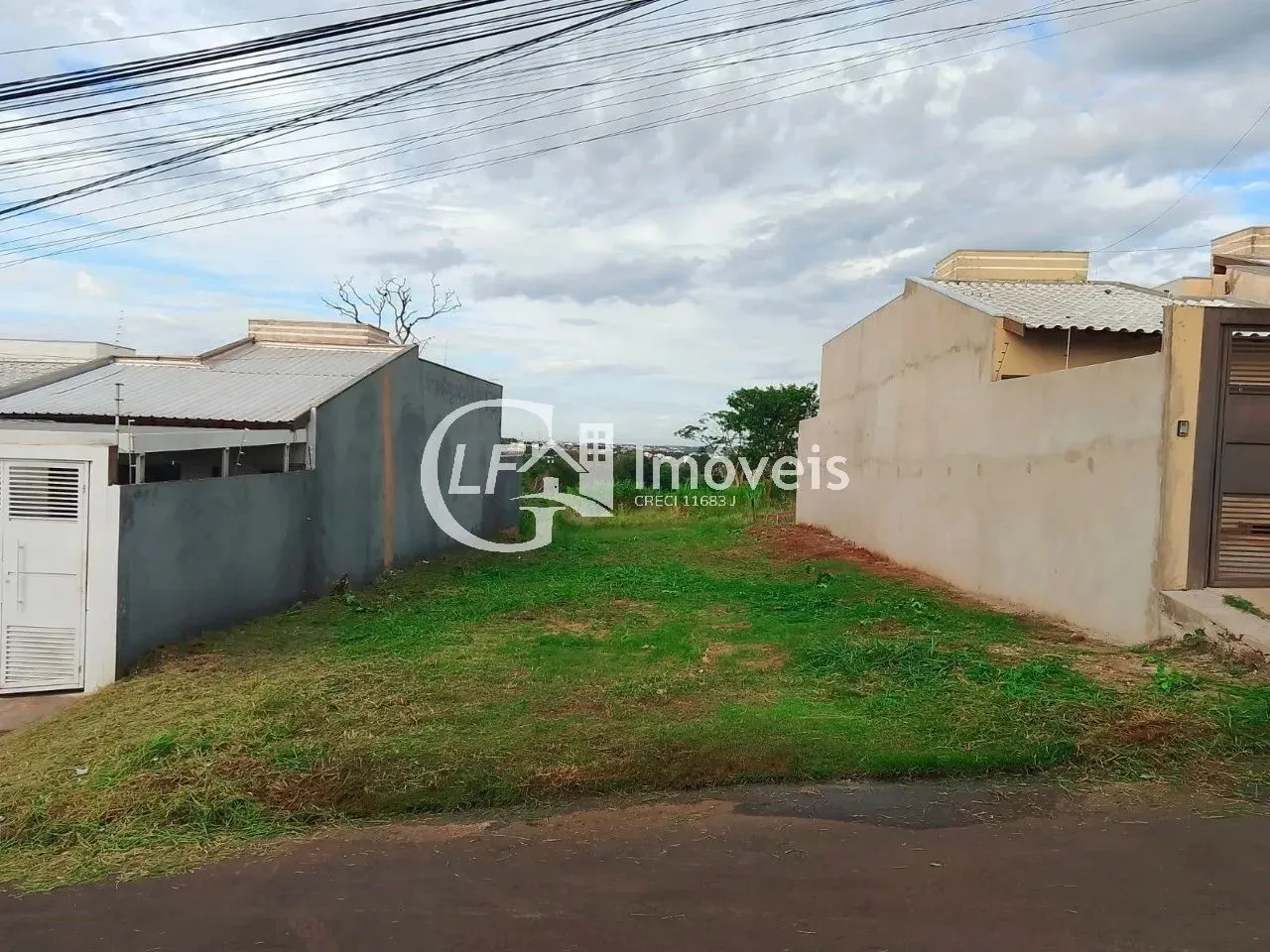Terreno à venda em Campo Grande-MS, no Residencial Gama com 250,00 m² de área. Venha confe