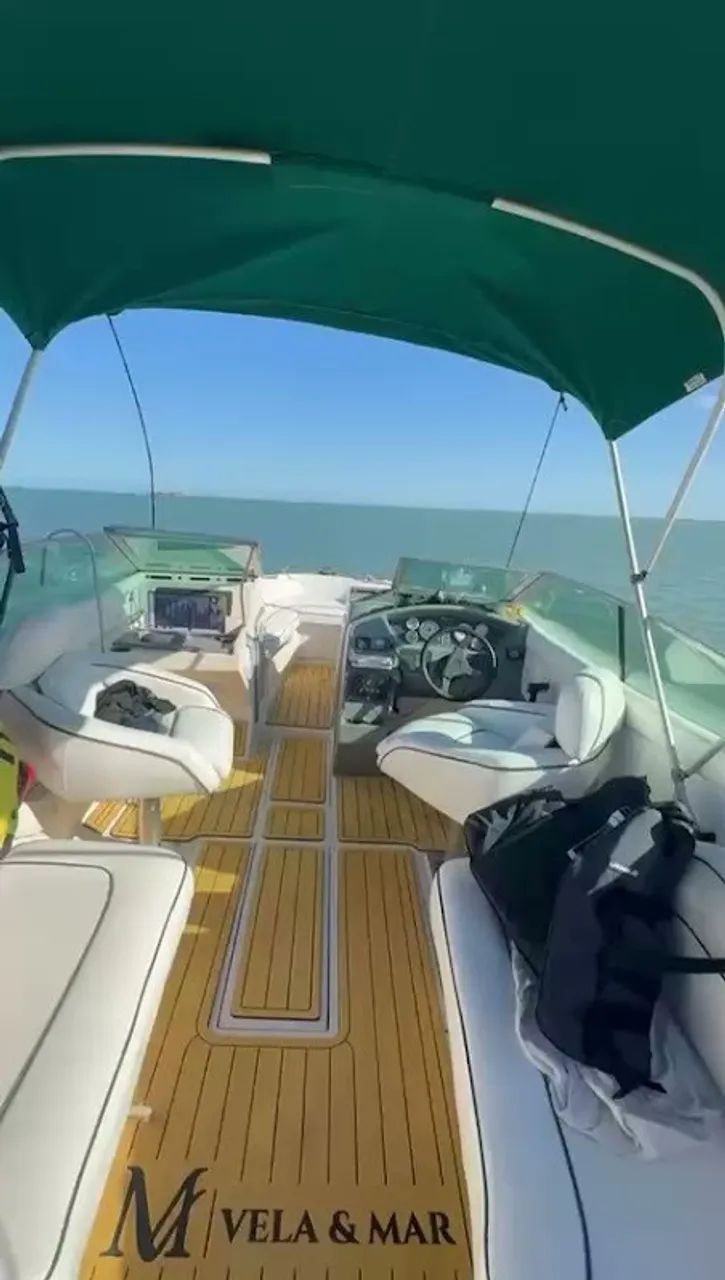 LANCHA VENTURA 23.5 PÉS - COMPLETA E PRONTA PARA O VERÃO!