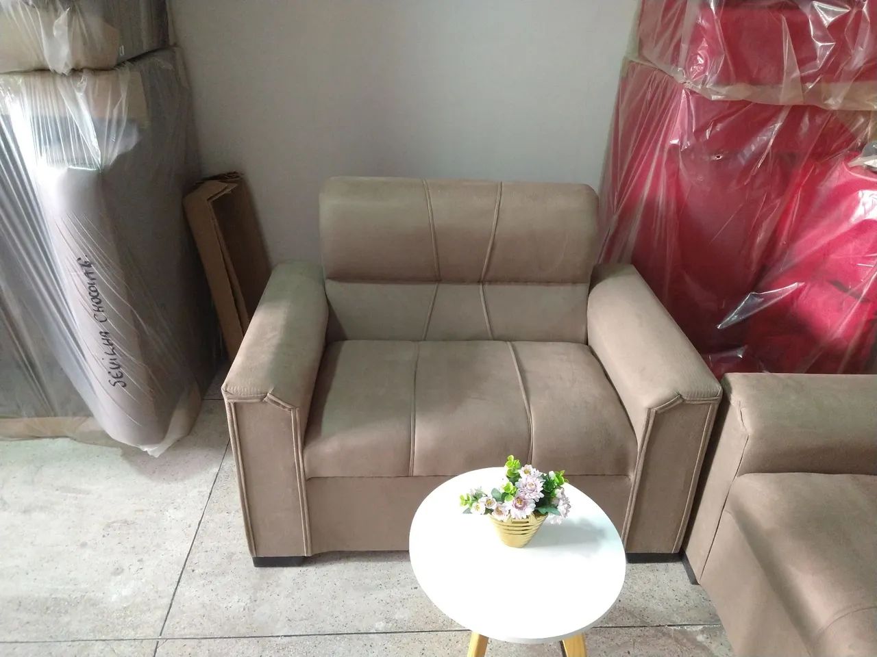 Sofás dois lugares disponíveis  - Foto 2