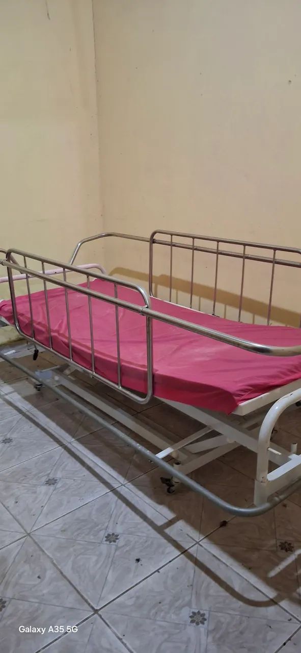 Cama hospitalar sem colchão  - Foto 4