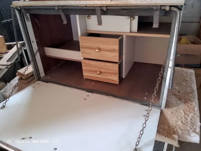 Vendo Caixa de Cozinha Para Caminhão