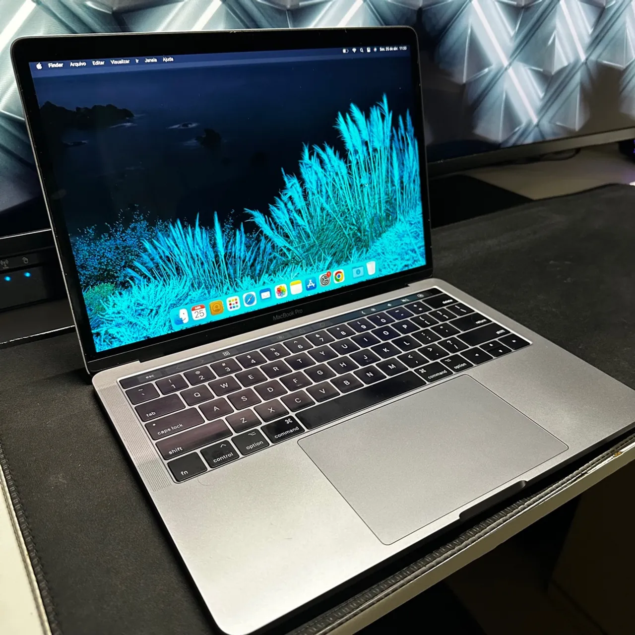 macbook pro 256gb 2017