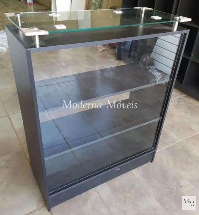 Balcão Vitrine com Tampo de Vidro - MDF Preto - Foto 2