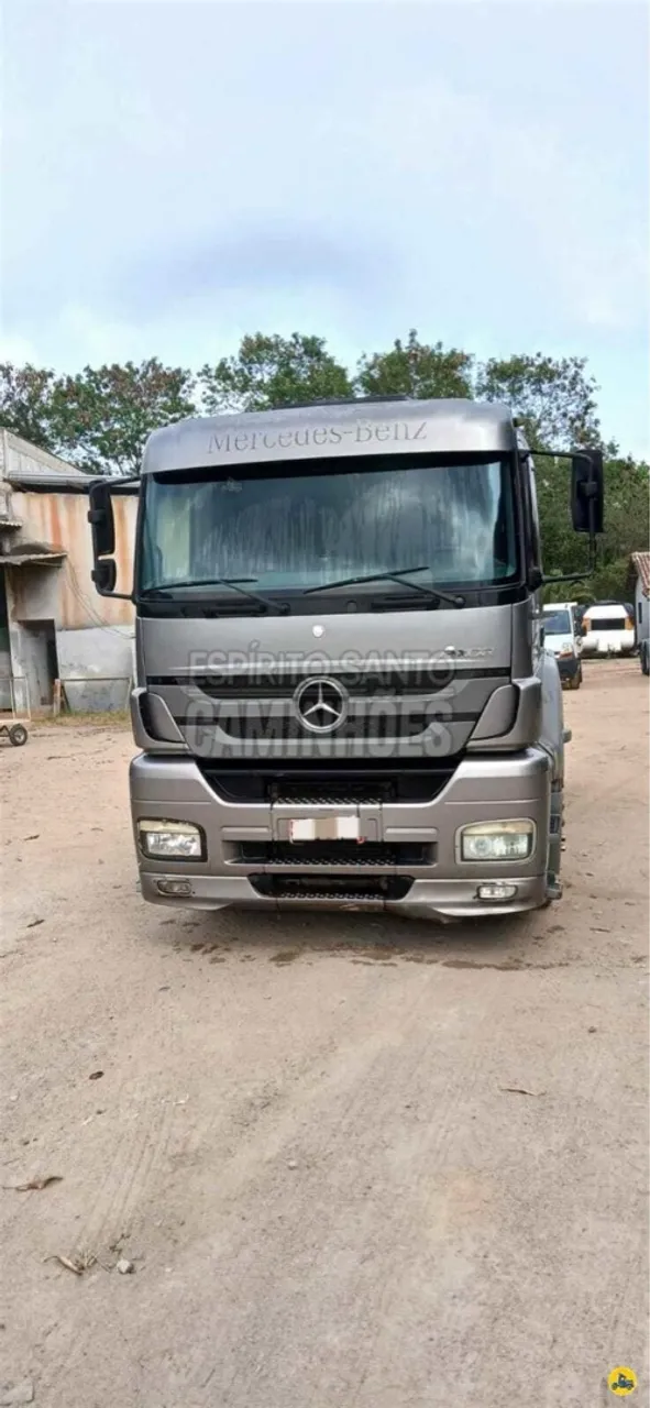 MB 2544 6x2 automático ano 2014