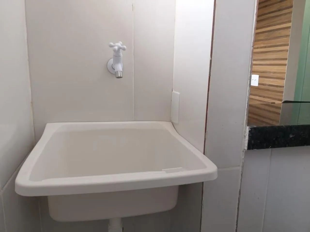 Duas quadras da praia, no bairro Braga (final da praia do forte início da praia das dunas) - Foto 12