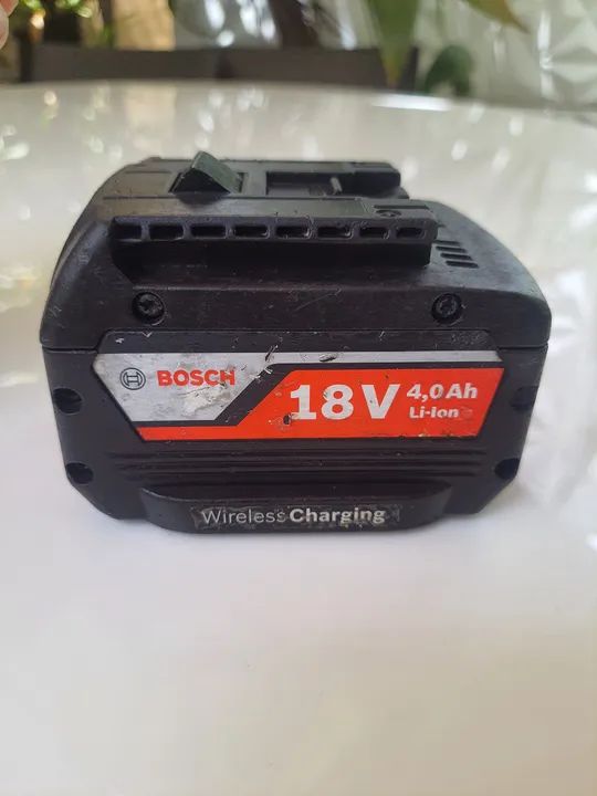 Bateria bosch 4Ah 18v - Foto 3