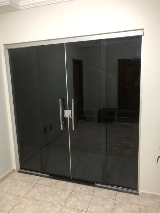 Portas e janelas vidraçaria em Anápolis  - Foto 3