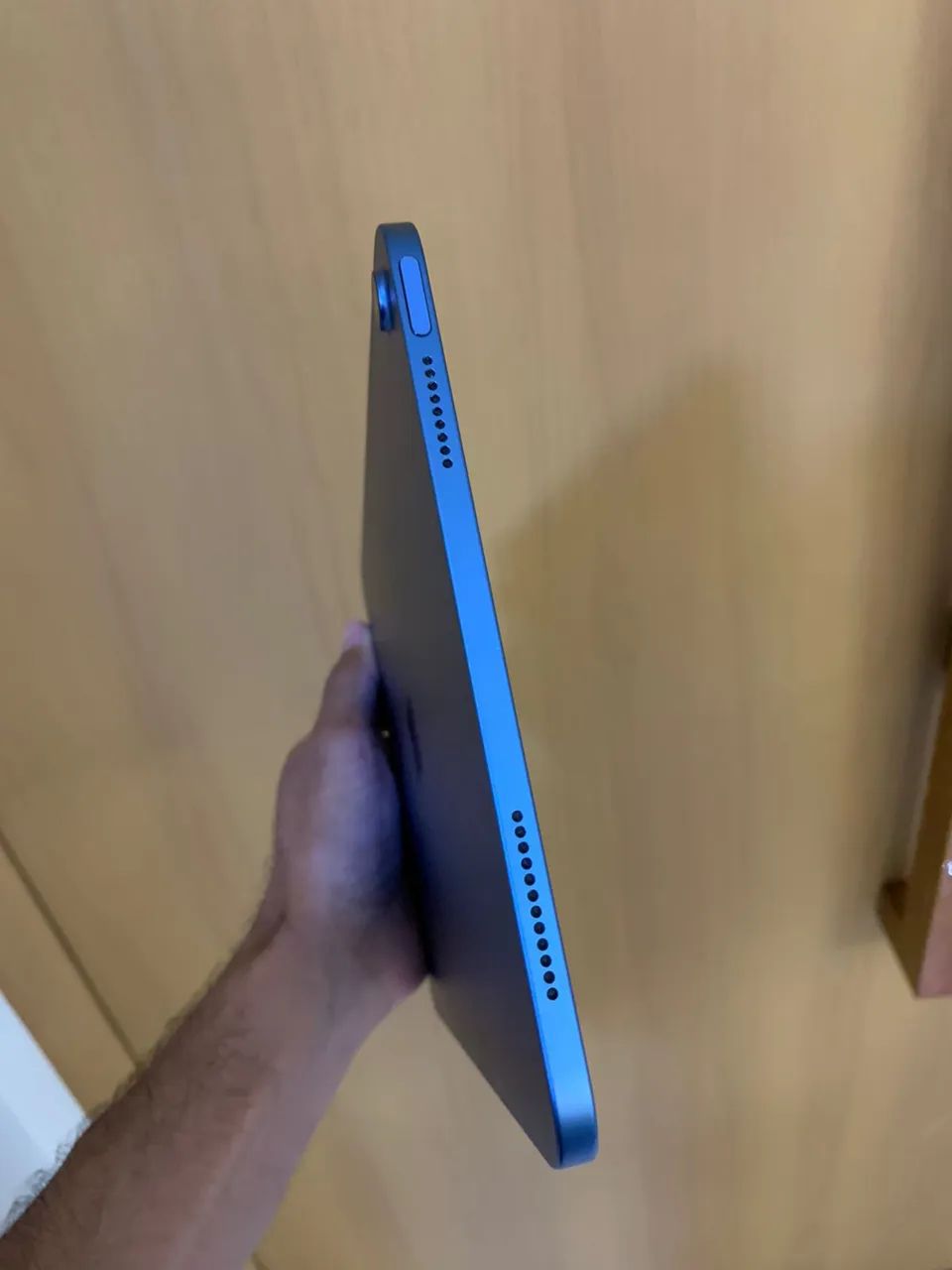 iPad 10 64 GB Refurbished64312212654722123