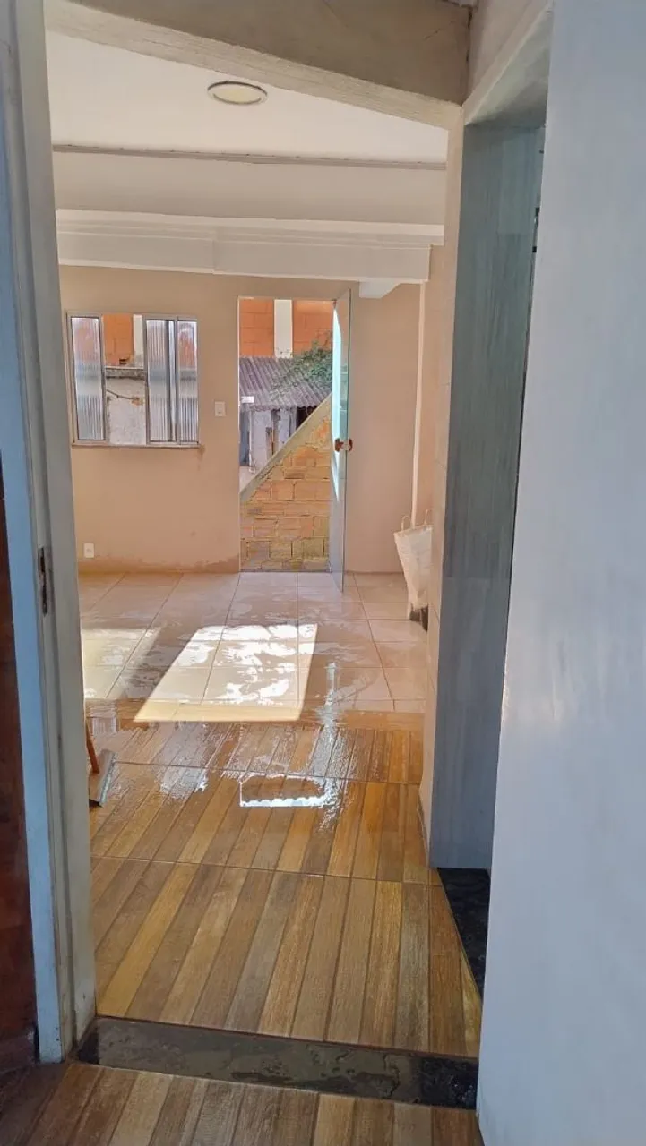 Alugo casa